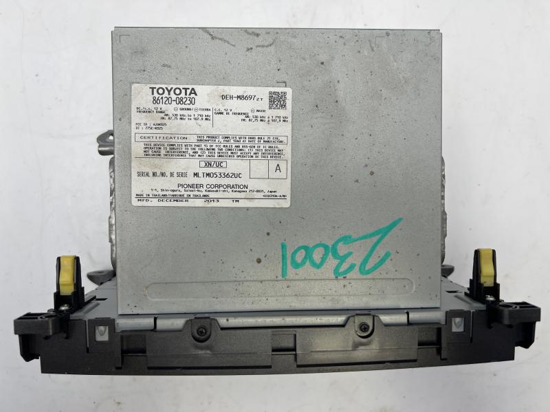 2011 - 2014 Toyota Sienna LE Radio Receiver Assembly P1841 OEM 8612008230