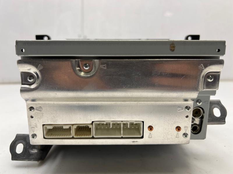 2011 - 2014 Toyota Sienna LE Radio Receiver Assembly P1841 OEM 8612008230