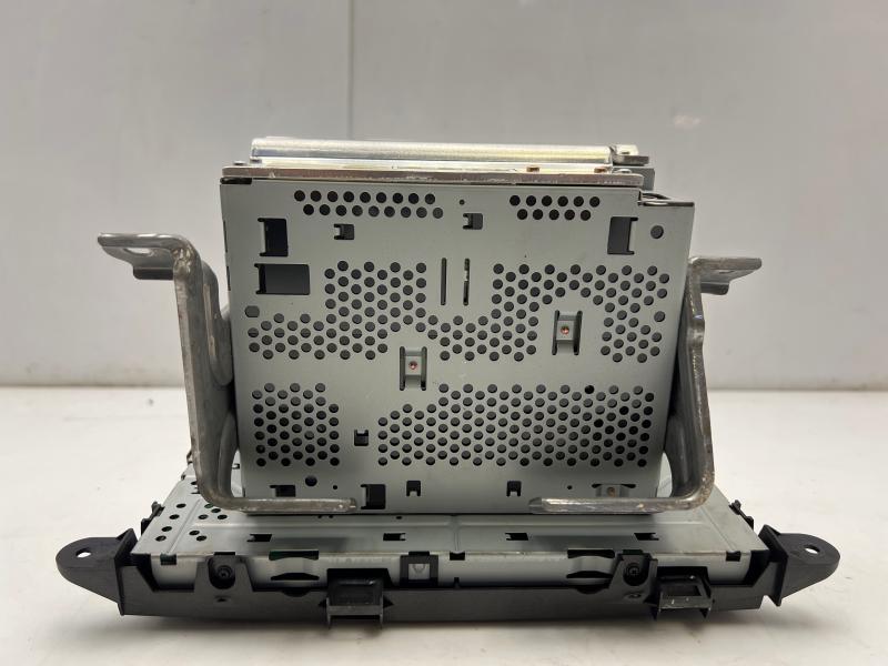 2011 - 2014 Toyota Sienna LE Radio Receiver Assembly P1841 OEM 8612008230