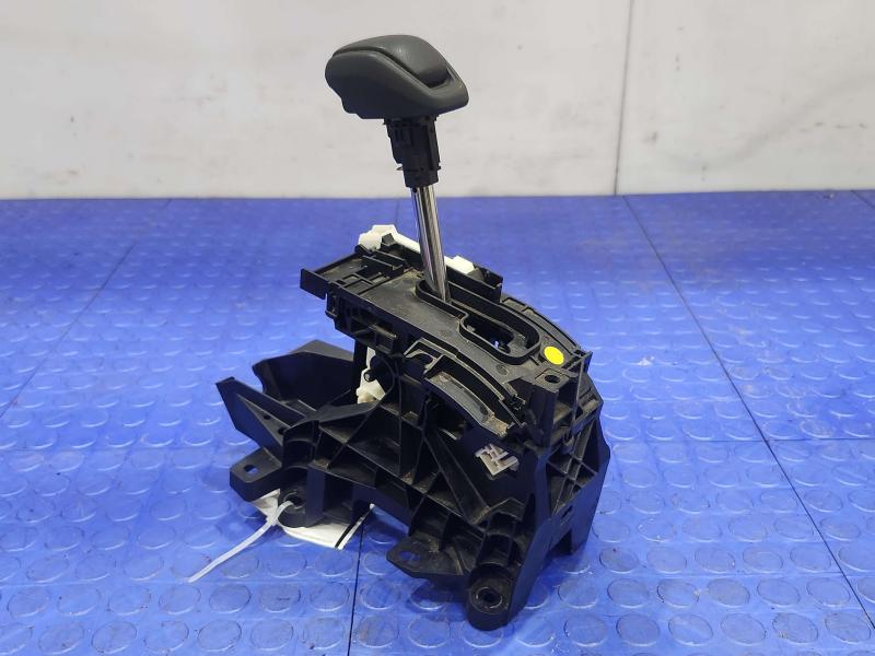 2019-2025 Toyota RAV4 Automatic Transmission Gear Shifter Assembly OEM 335600R070
