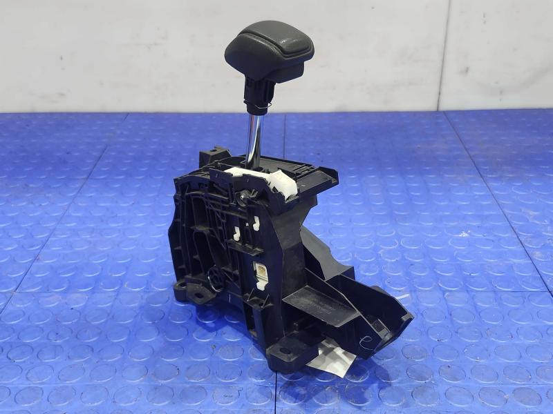 2019-2025 Toyota RAV4 Automatic Transmission Gear Shifter Assembly OEM 335600R070