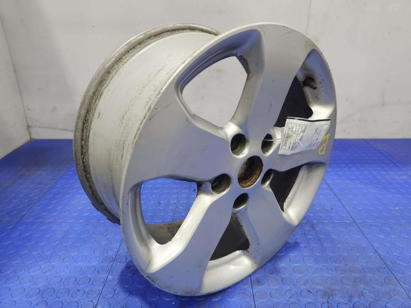 2012 Jeep Grand Cherokee Wheel