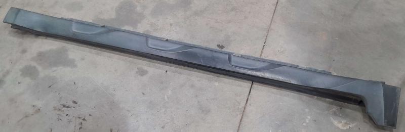 2015 Subaru Legacy Rocker Moulding