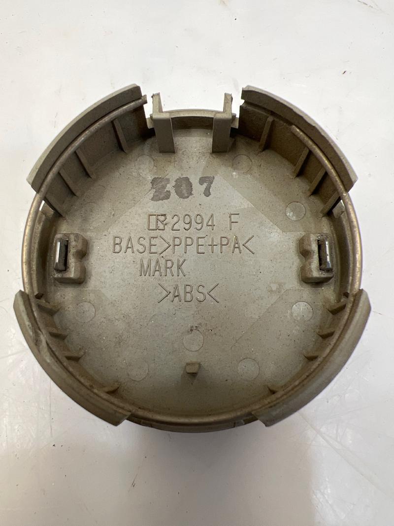 2011 Toyota Highlander Center Cap