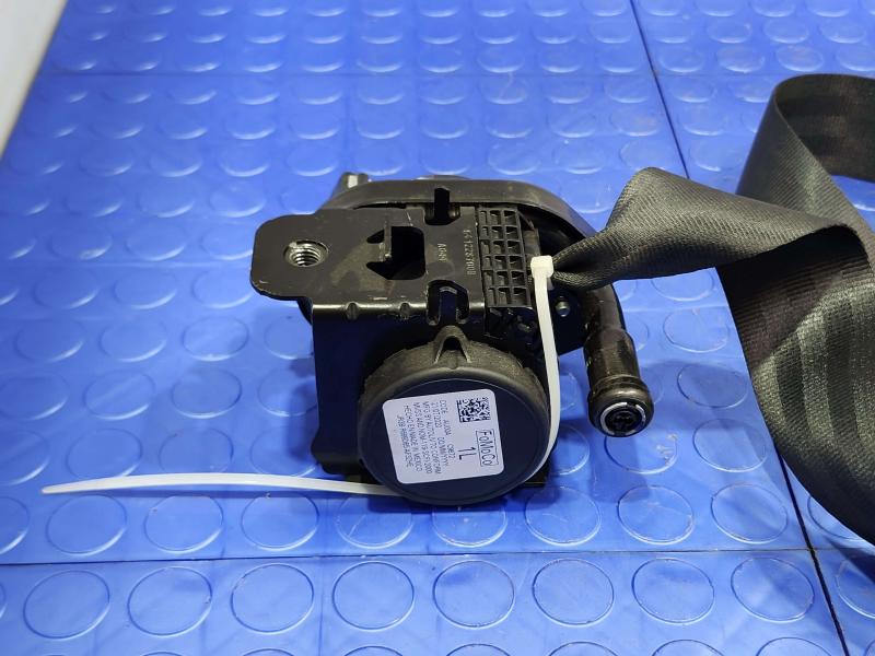 2020 Ford Mustang Front Seat Belt