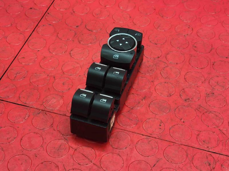 2014 Ford Fusion Door Switch Front