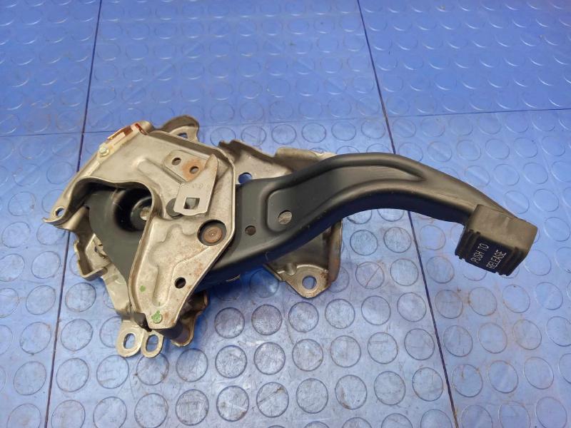 2011-2020 Jeep Grand Cherokee Parking Brake Pedal Assembly OEM 4779627AJ