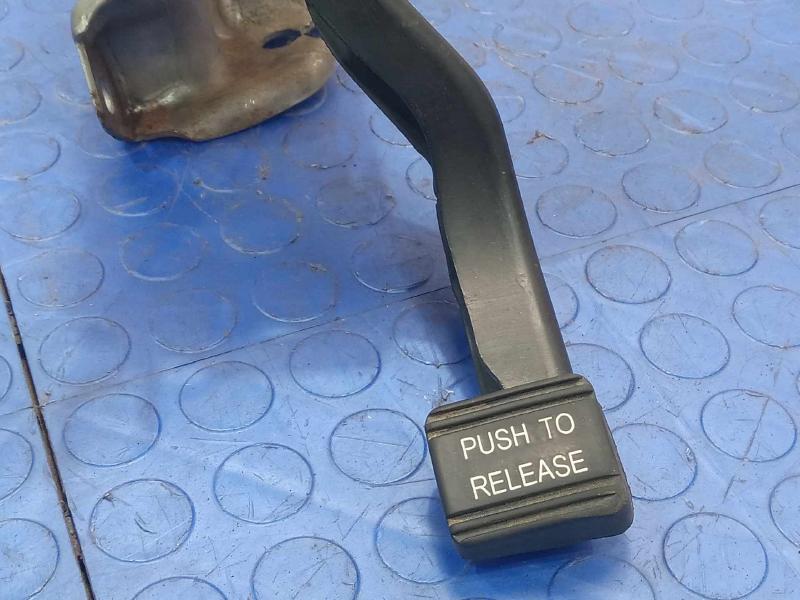 2011-2020 Jeep Grand Cherokee Parking Brake Pedal Assembly OEM 4779627AJ