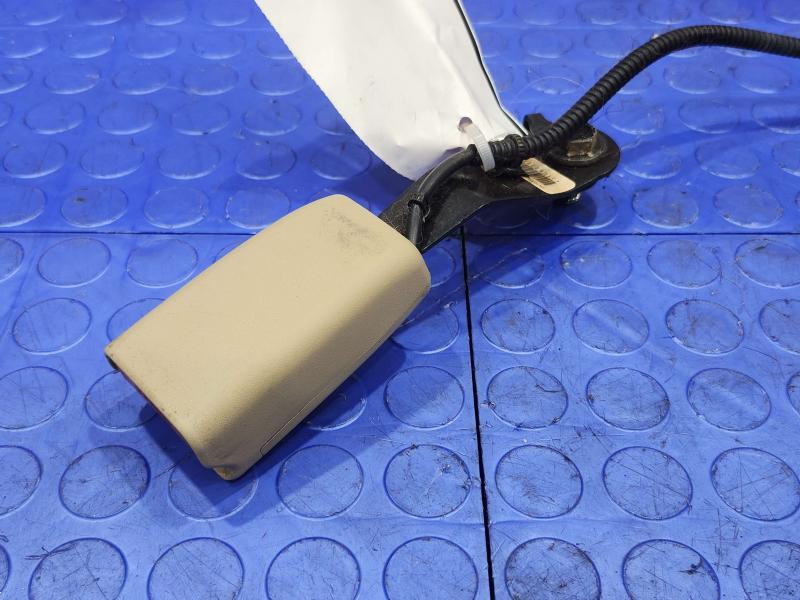 2009 Honda Accord Front Seat Belt