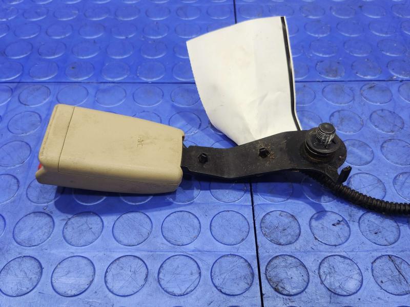 2009 Honda Accord Front Seat Belt