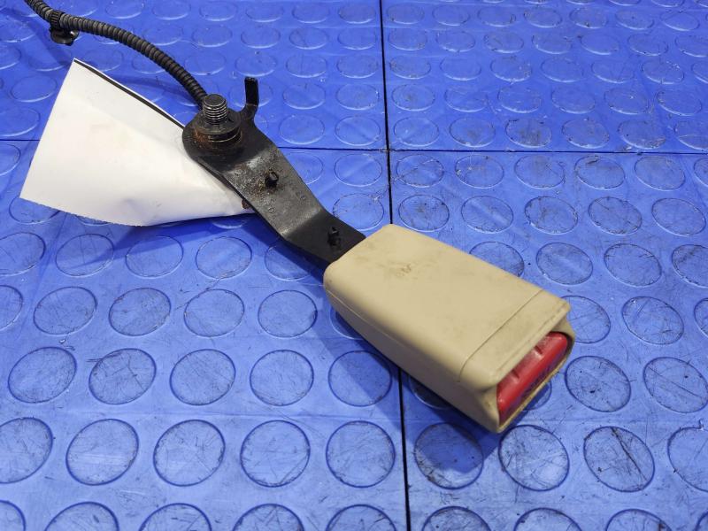 2009 Honda Accord Front Seat Belt