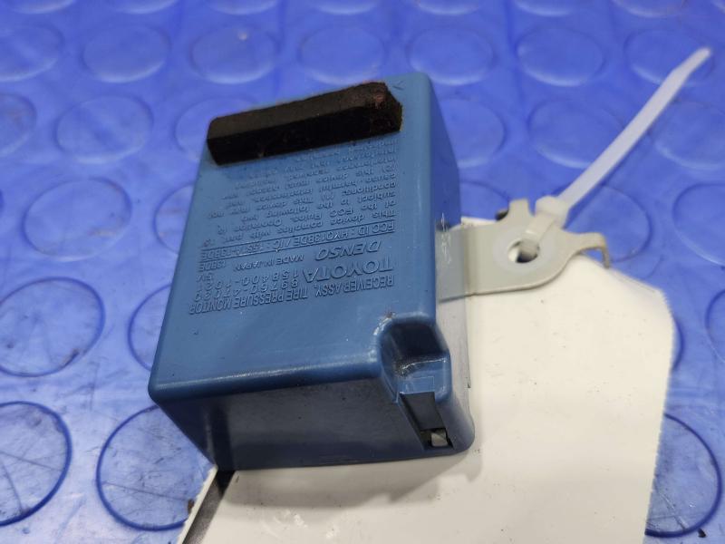 2010-2015 Toyota Prius 1.8L TPMS Tire Pressure Monitor Control Module OEM 89760-47030