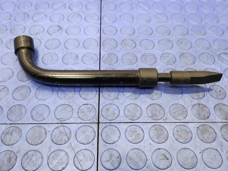 2012 Ford Focus Jack Assembly