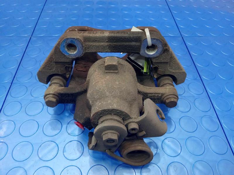 2015 Ford Taurus Caliper