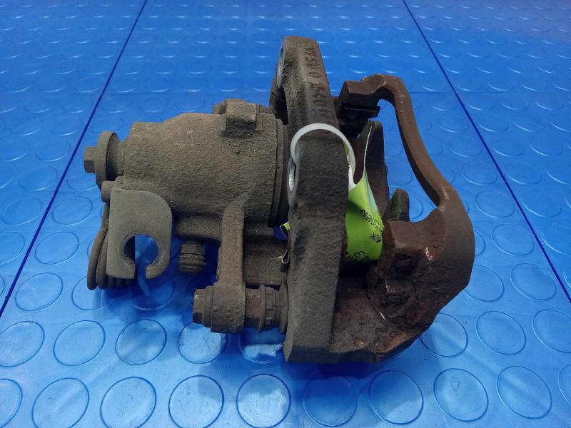 2015 Ford Taurus Caliper