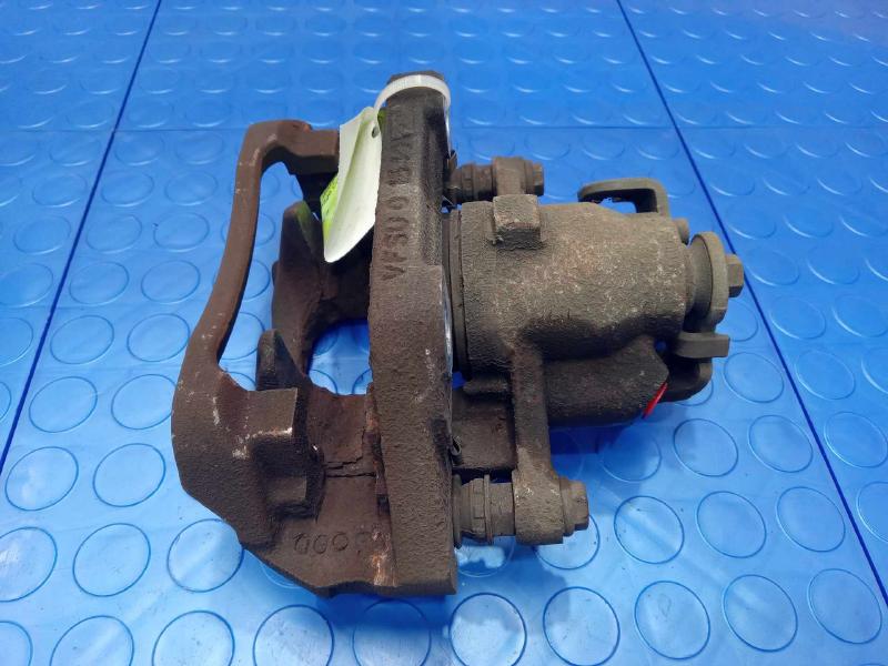 2015 Ford Taurus Caliper