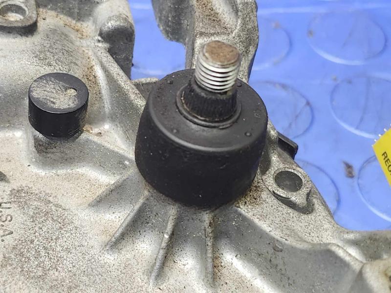 2011-2014 Hyundai Sonata Windshield Wiper Motor Genuine OEM 981101U000