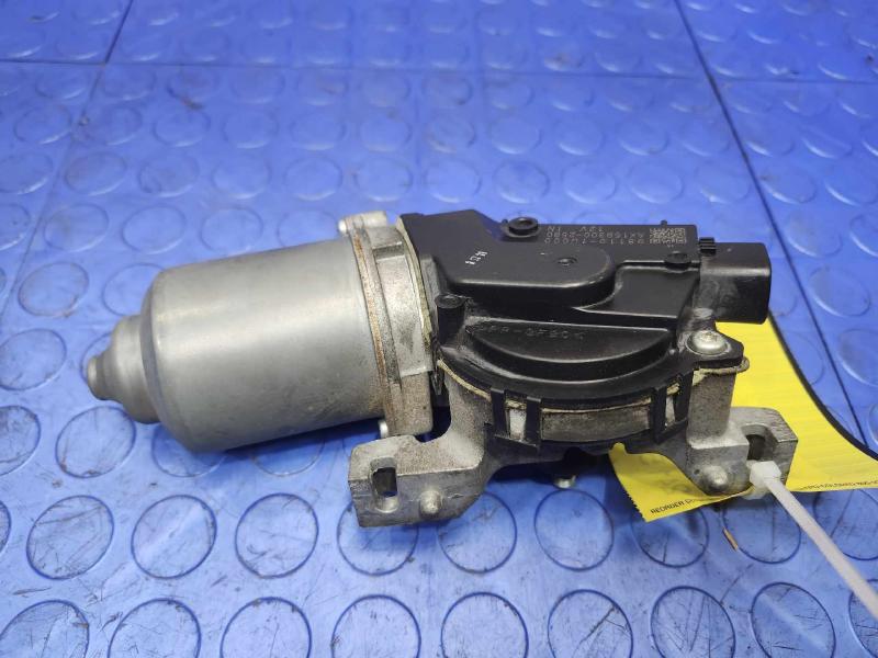 2011-2014 Hyundai Sonata Windshield Wiper Motor Genuine OEM 981101U000