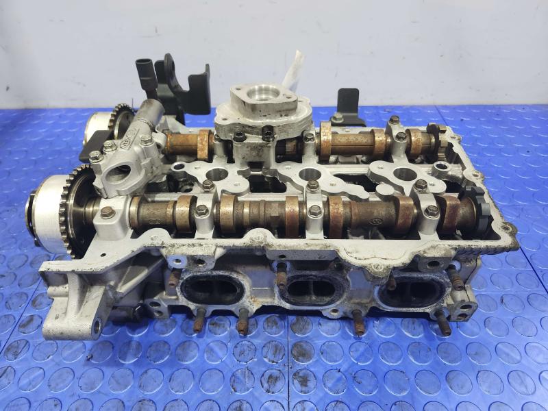 2017 Kia Sedona Cylinder Head
