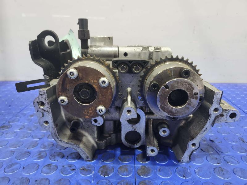 2017 Kia Sedona Cylinder Head