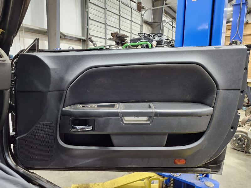 2010 Dodge Challenger Front Door Trim Panel