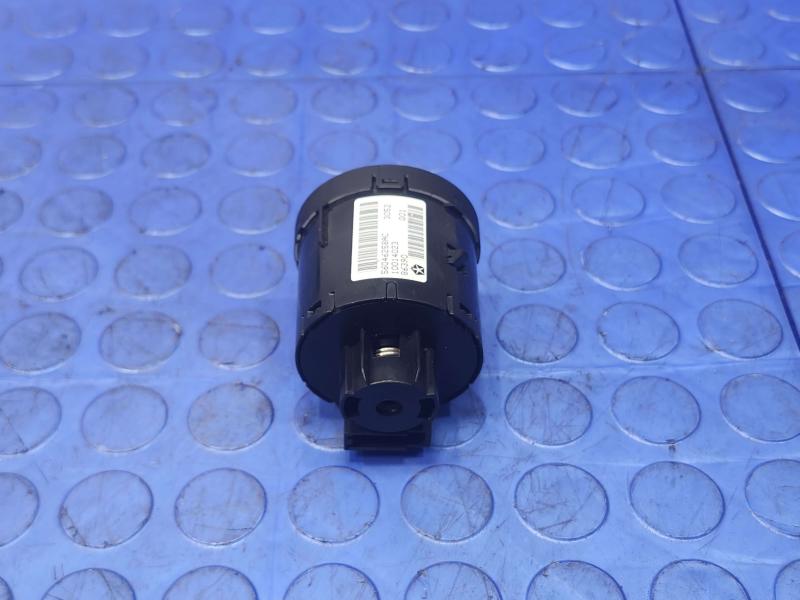 2013 Dodge Durango Headlight Switch (Dash Mtd)