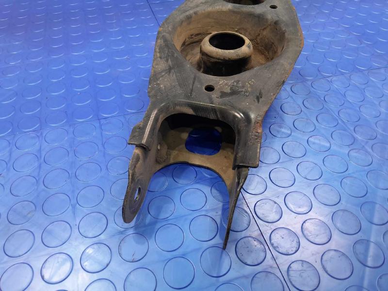 2022 Dodge Charger Lower Control Arm Rr