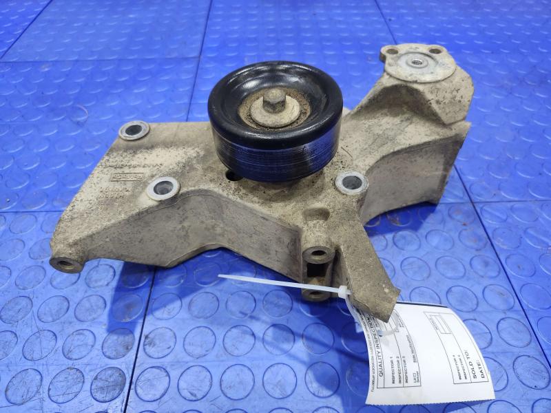 2008 Ford F-250 Super Duty Alternator Bracket