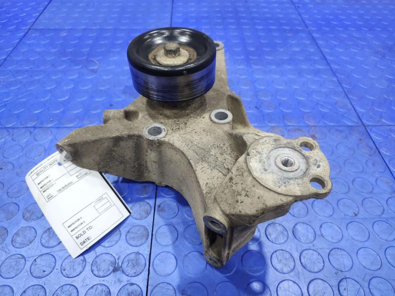 2008 Ford F-250 Super Duty Alternator Bracket