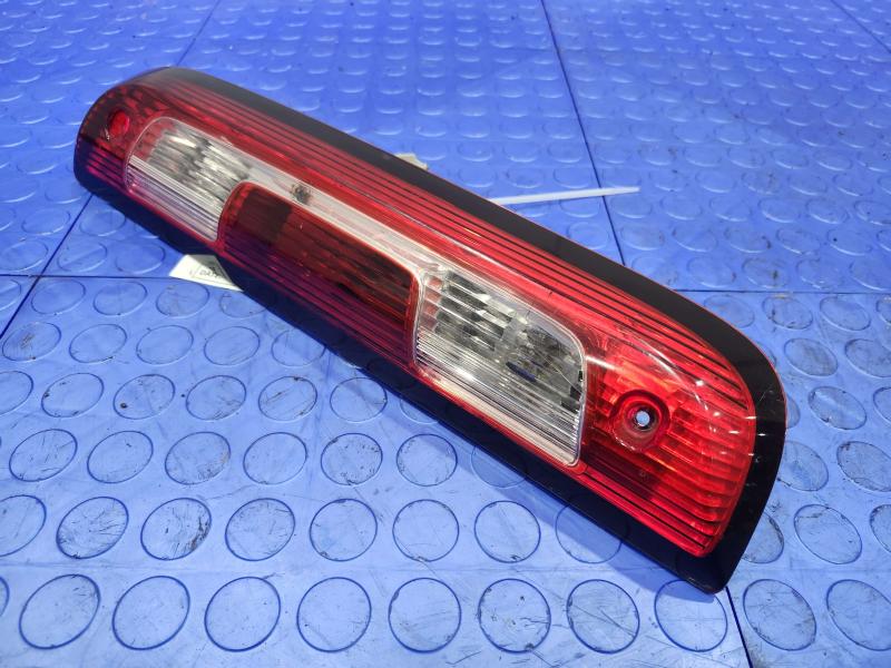 2017 Chevrolet Silverado 2500 3Rd Brake Light Avoidance Lamp