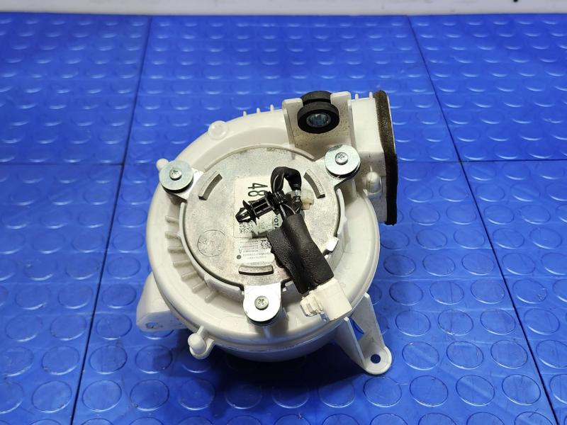 2010 Toyota Prius Blower Motor
