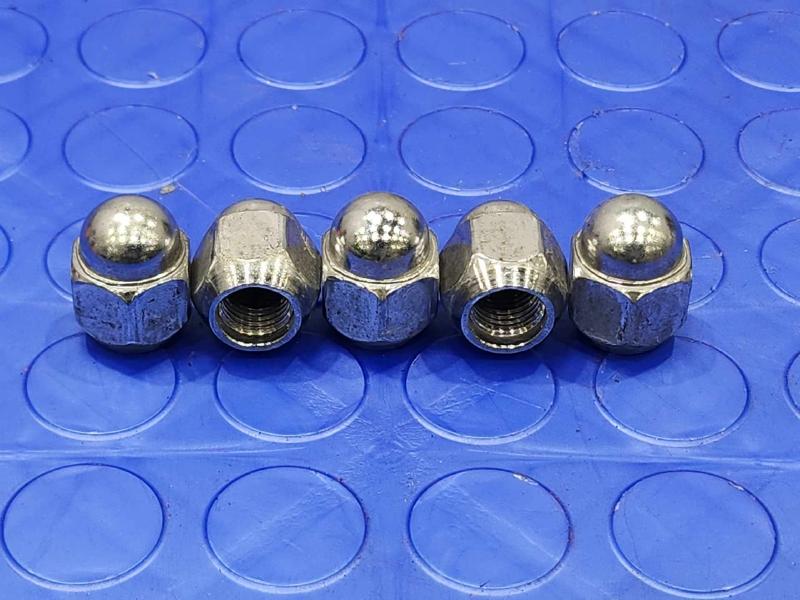 2021 Subaru Crosstrek Lug Nuts