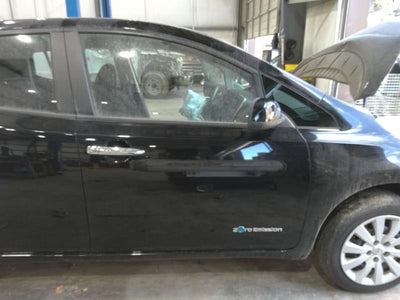 2015 Nissan Leaf Front Door