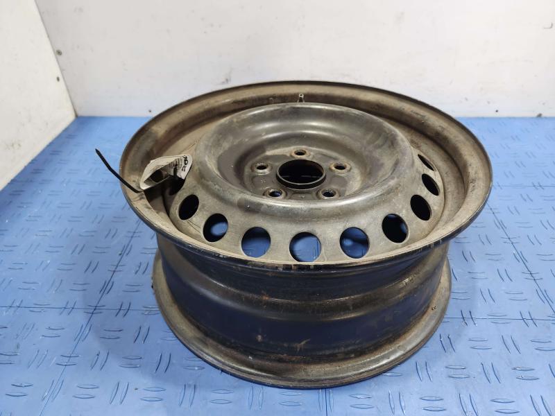 2013 Toyota Camry Wheel