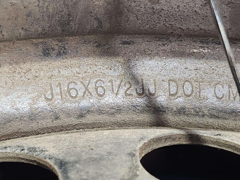 2013 Toyota Camry Wheel