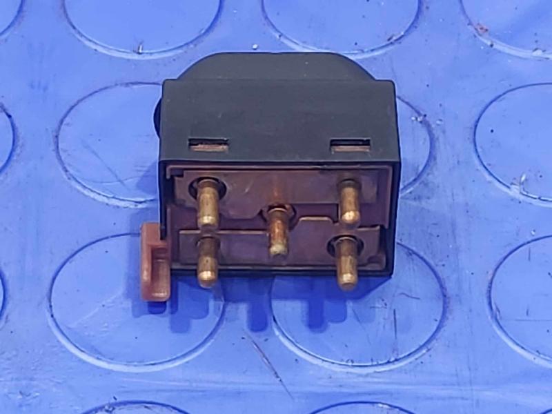 1995 Ford F-150 Door Switch Front