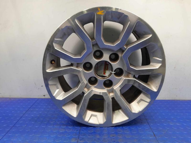 2015 GMC Yukon XL Wheel