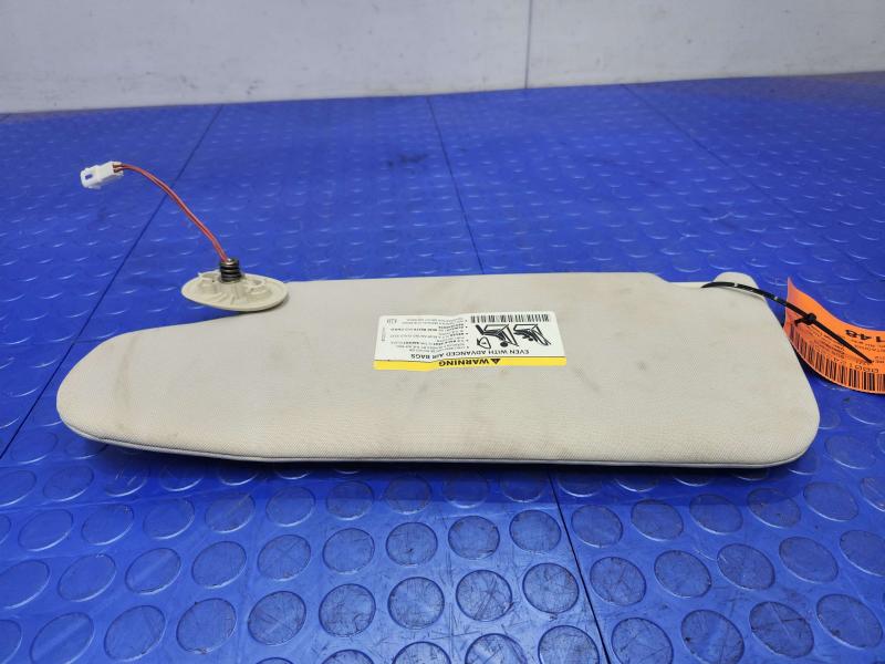 2012 Jeep Liberty Sun Visor