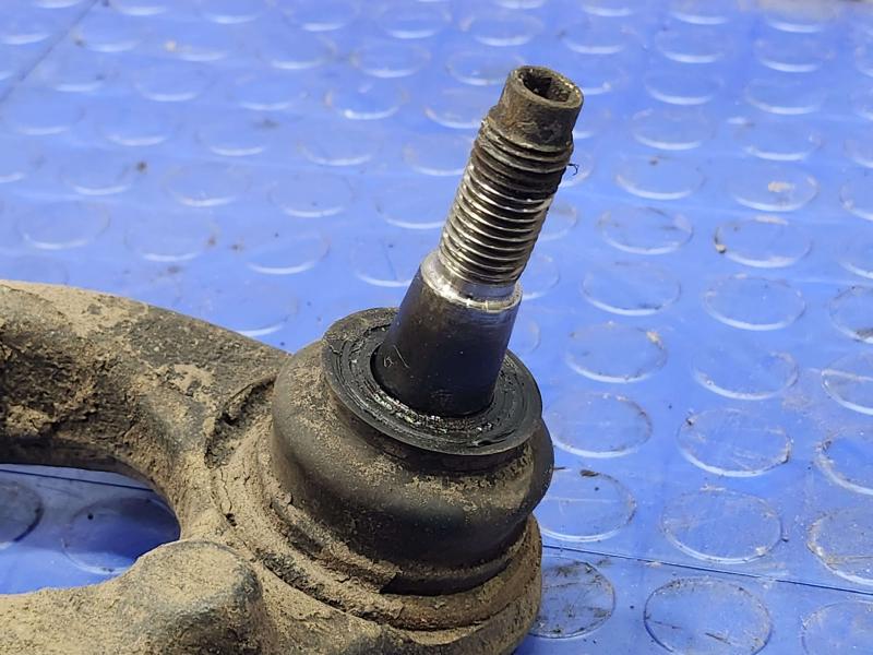 2012 GMC Yukon Lower Control Arm Front