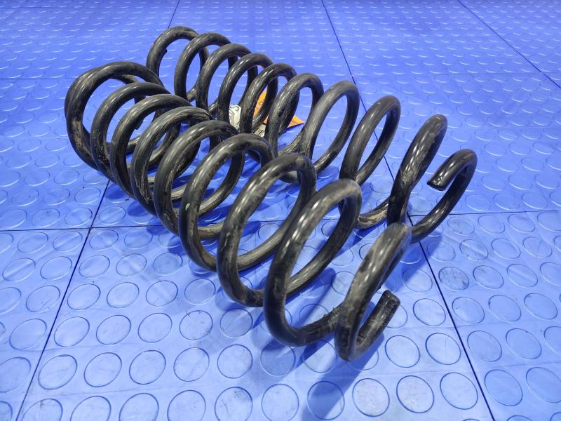 2005 - 2009 Ford Mustang Rear Coil Spring OEM 5R3Z5560BA