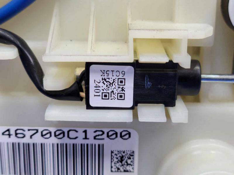 2015-2017 Hyundai Sonata Automatic Gear Shifter Assembly OEM 46700-C2300