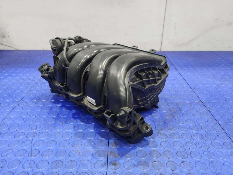 2014 Kia Forte Intake Manifold