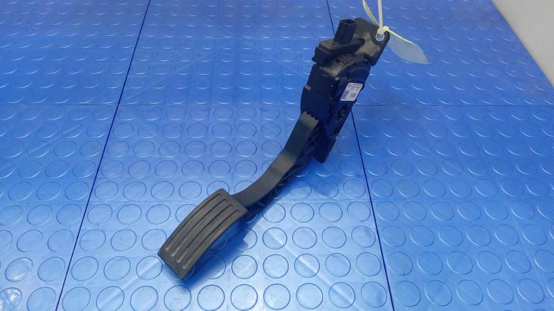 2012-2018 Ford Focus Accelerator Pedal Assembly Genuine OEM Part BV61-9F836-AB