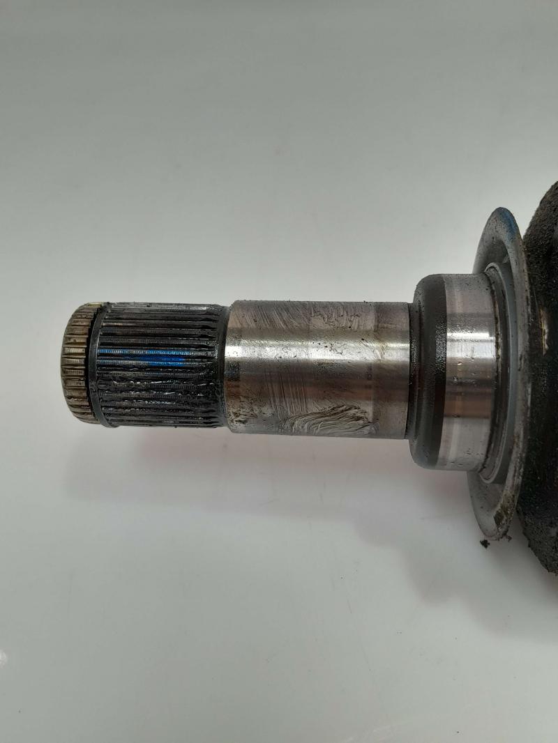 2008 Mercedes ML-Class Axle Shaft