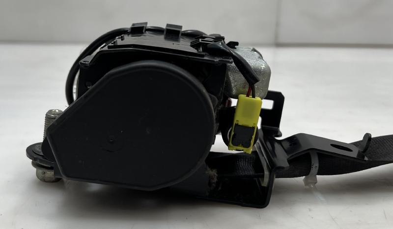 2006 Acura TL Front Seat Belt