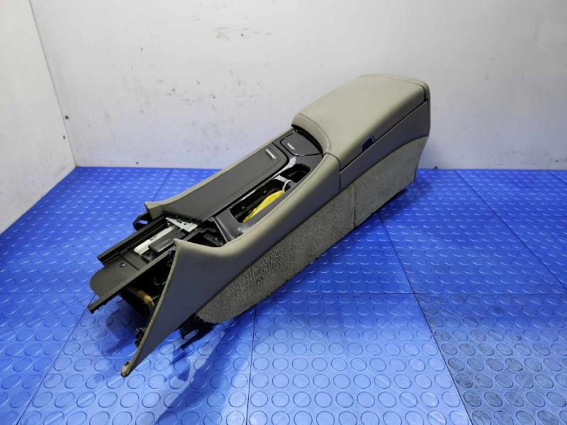 2014 Cadillac CTS Sedan Center Console Assembly Gray Leather OEM 23206052