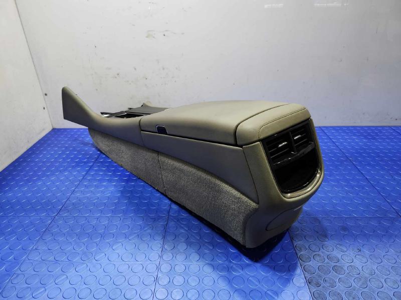 2014 Cadillac CTS Sedan Center Console Assembly Gray Leather OEM 23206052