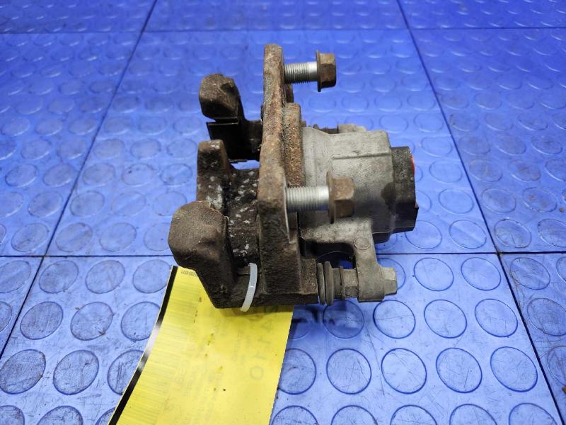2015 Toyota Camry Caliper