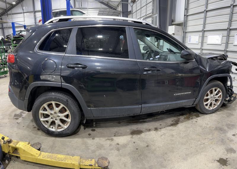 2016 Jeep Cherokee Quarter Panel