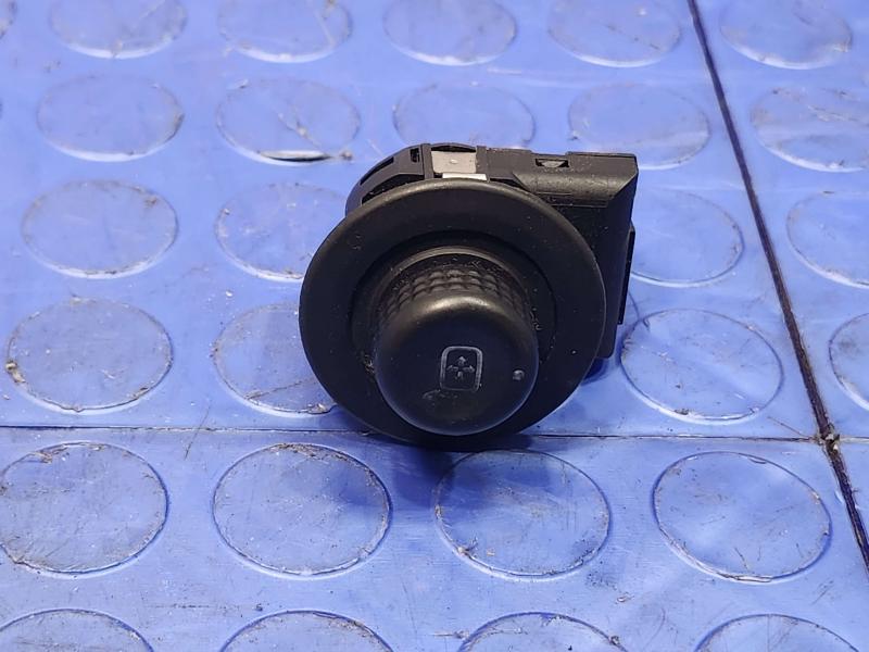 2011 Ford F-150 Door Switch Front